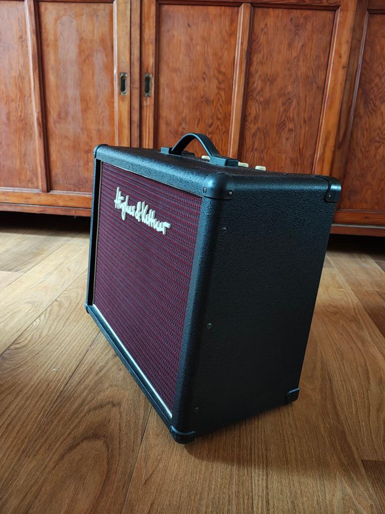 Ampli de guitare Hughes & Kettner, édition à tube, Enlèvement, Guitare
