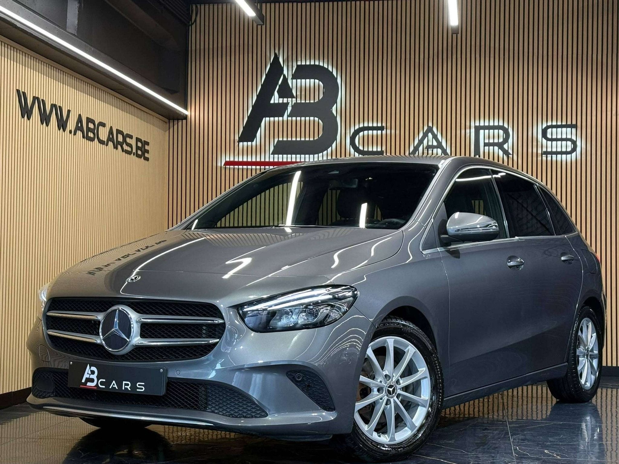 Mercedes-Benz B-Klasse 180 d * PACK SPORT * GARANTIE 12 MOIS, Autos, Argent ou Gris, Achat, Euro 6, Entreprise