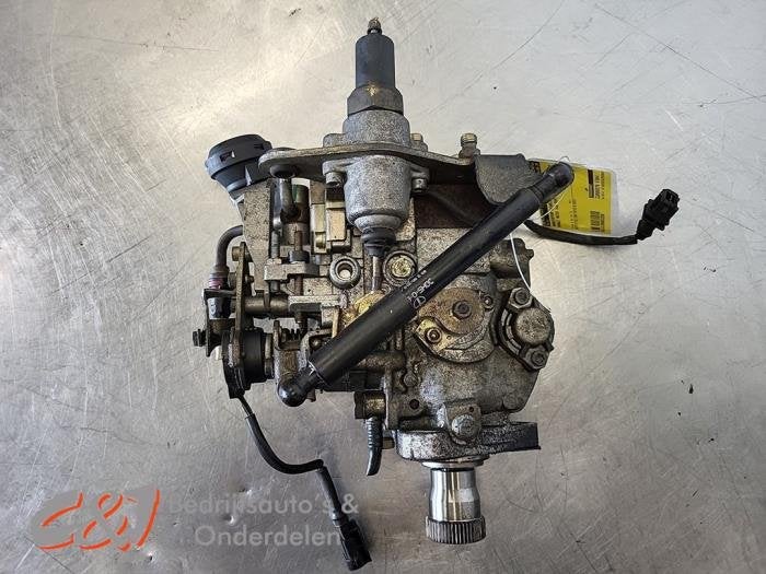 Pompe carburant mécanique d'un Renault Master, Autos : Pièces & Accessoires, Renault, -, 3 mois de garantie, Utilisé