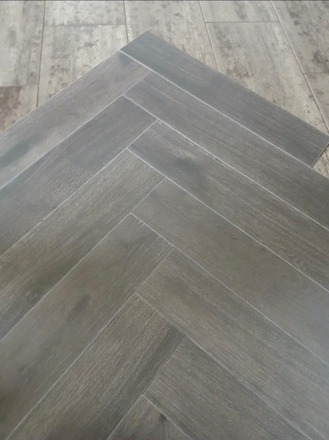84,6m2 visgraat pvc-vloerstroken 850euro, Ophalen, 75 m² of meer, Bruin, Overige typen