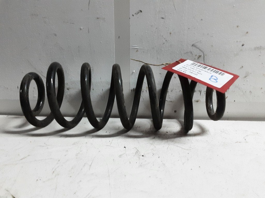 RESSORT DE SUSPENSION ARRIERE Audi A3 Sportback (8PA), Mevr. I. Hauben, Audi, Utilisé, Rue de l'Espoir 34 34
4030  GRIVEGNÉE, BE