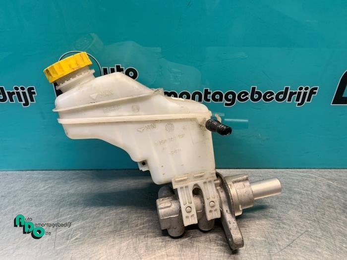 Cylindre de frein principal d'un Peugeot Bipper (Bipper 08-), -, 3 mois de garantie, Utilisé, -