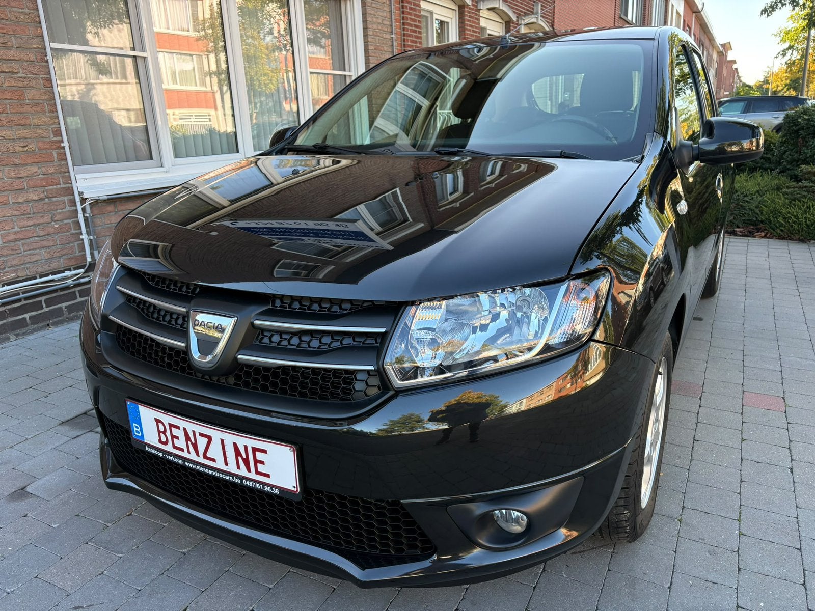 Dacia Sandero 1.2i! Nieuwstaat* Airco* 27000km, Autos, Volant multifonction, Essai à domicile, Euro 6, Entreprise