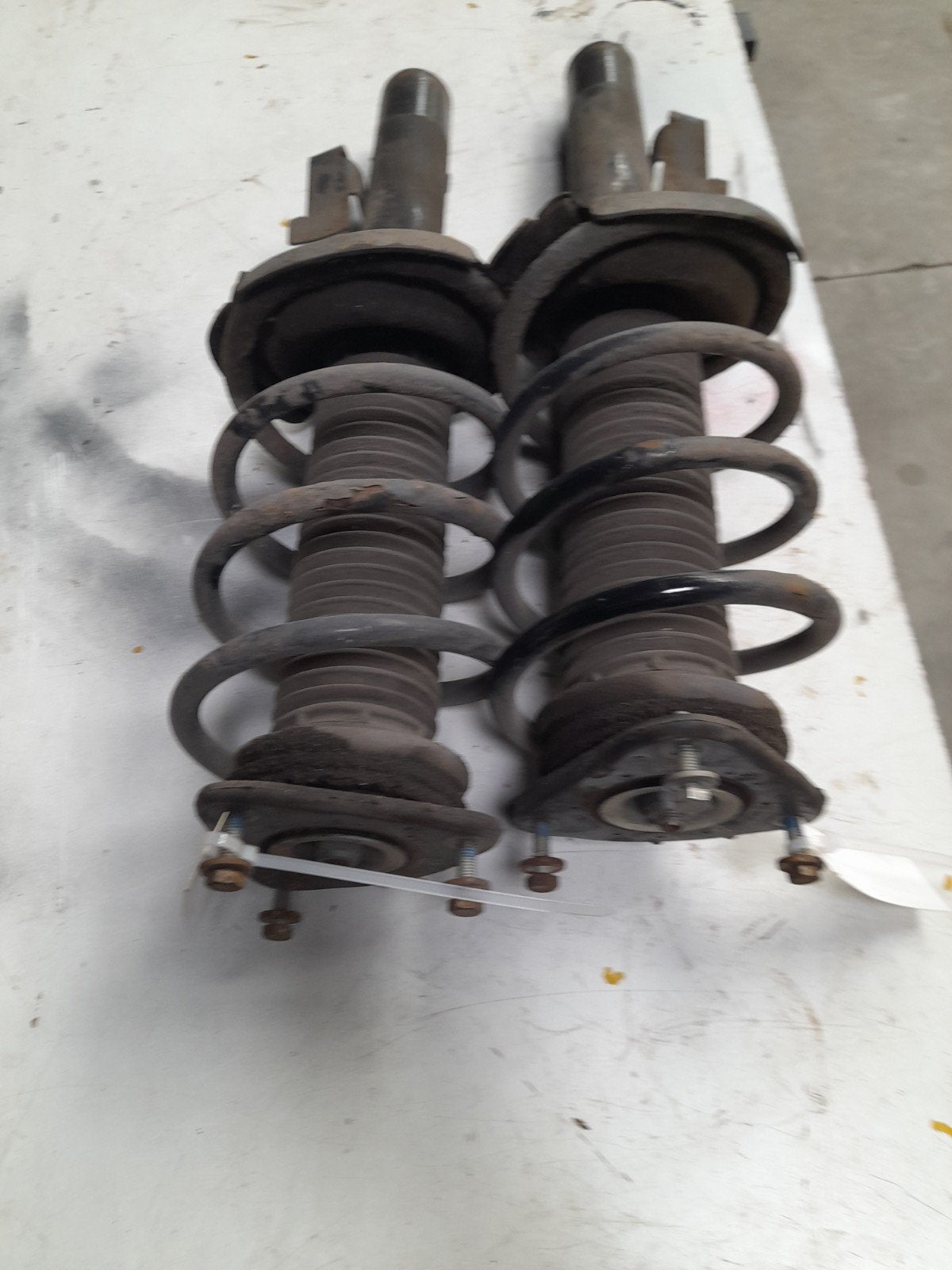 Amortisseurs complets avec ressorts FORD FOCUS 2 2009, Enlèvement ou Envoi, Utilisé, Ford