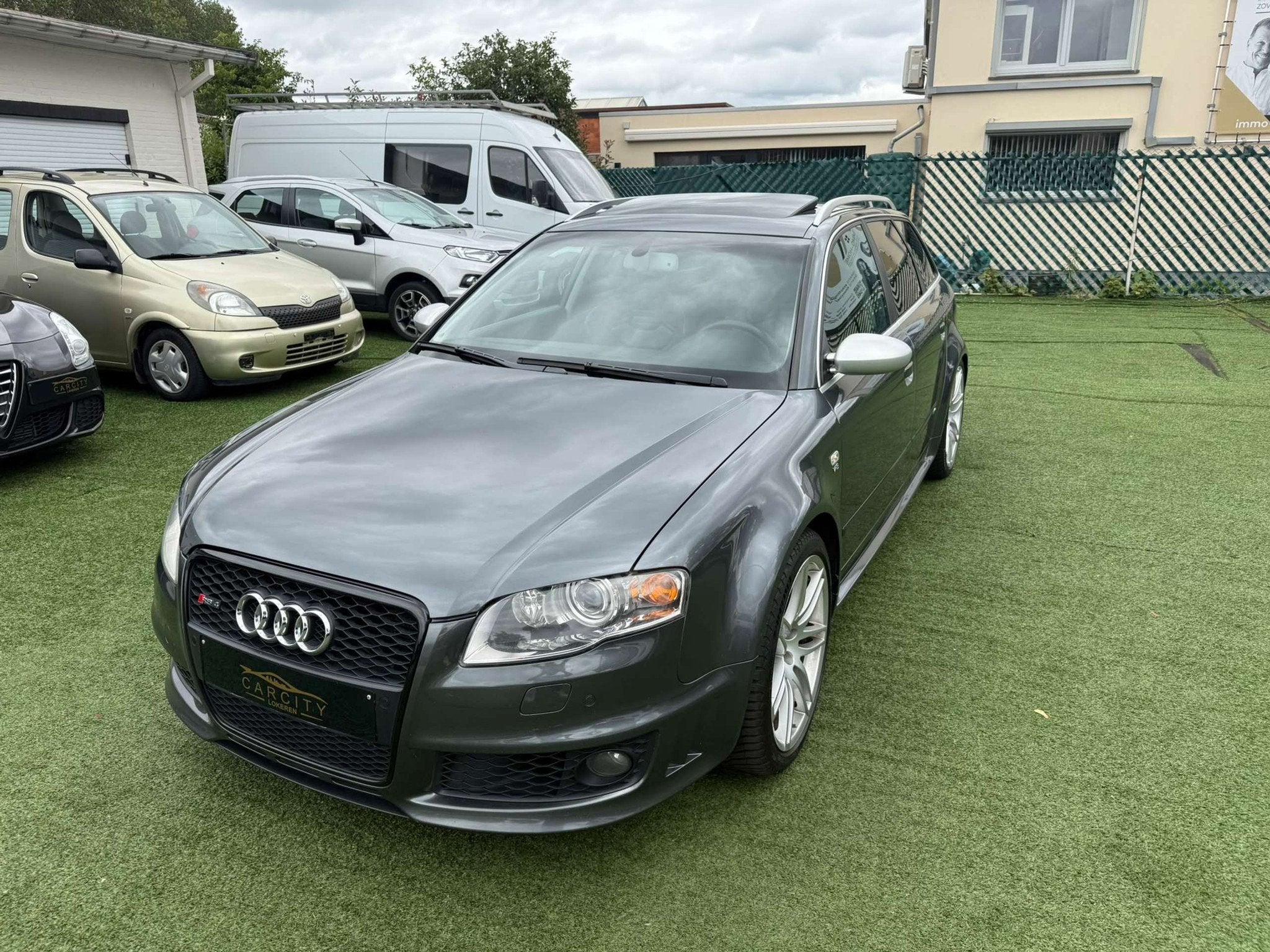 Audi RS4 4.2i V8 40v Quattro  LICHTE VRACHT  FULL OPTIES, Autos, Cuir, Argent ou Gris, Achat, Noir