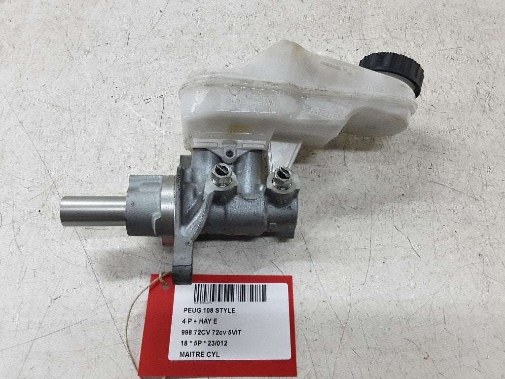 HOOFDREMCILINDER Peugeot 108 (01-2014/-) (800976), Kontakt-peugeot@peugeot.com, Gebruikt, Peugeot Deutschland GmbH, Bahnhofsplatz
65423  Rüsselsheim, DE