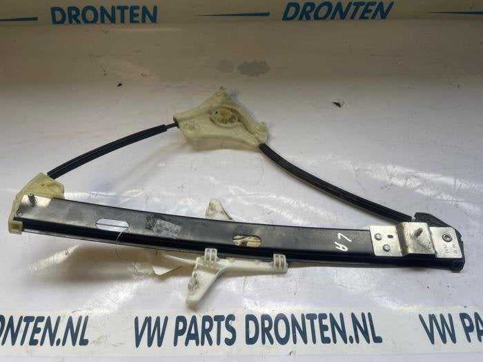 Mécanique vitre 4portes arrière gauche d'un Volkswagen T-R, Volkswagen, -, 3 mois de garantie, Utilisé