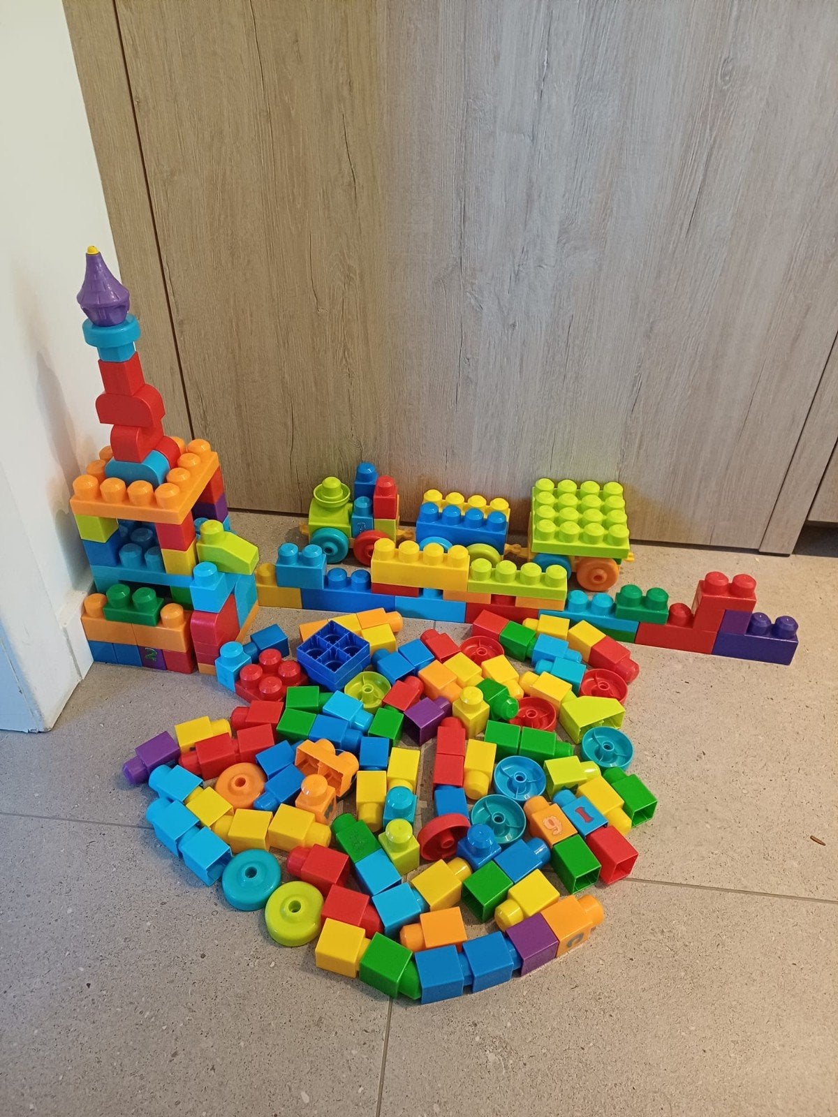 Mega Bloks First Builders speelset met trein (ca. 50-60 stuk, Enlèvement, Utilisé, Megabloks