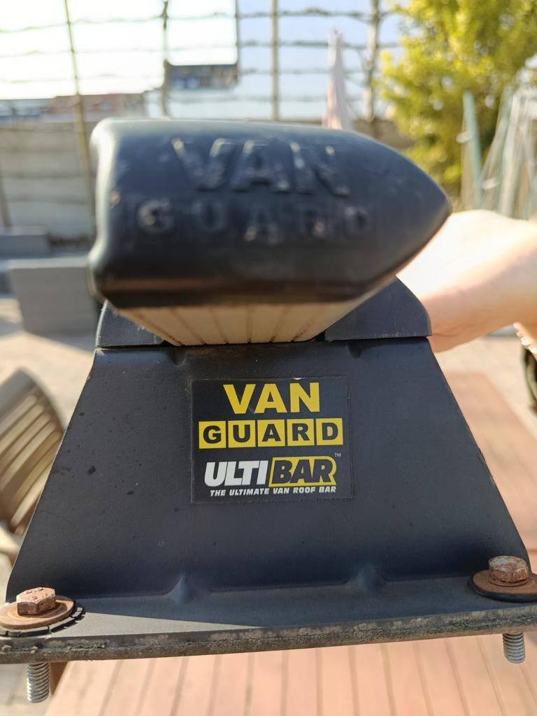 Barre de toit Van Guard, Enlèvement