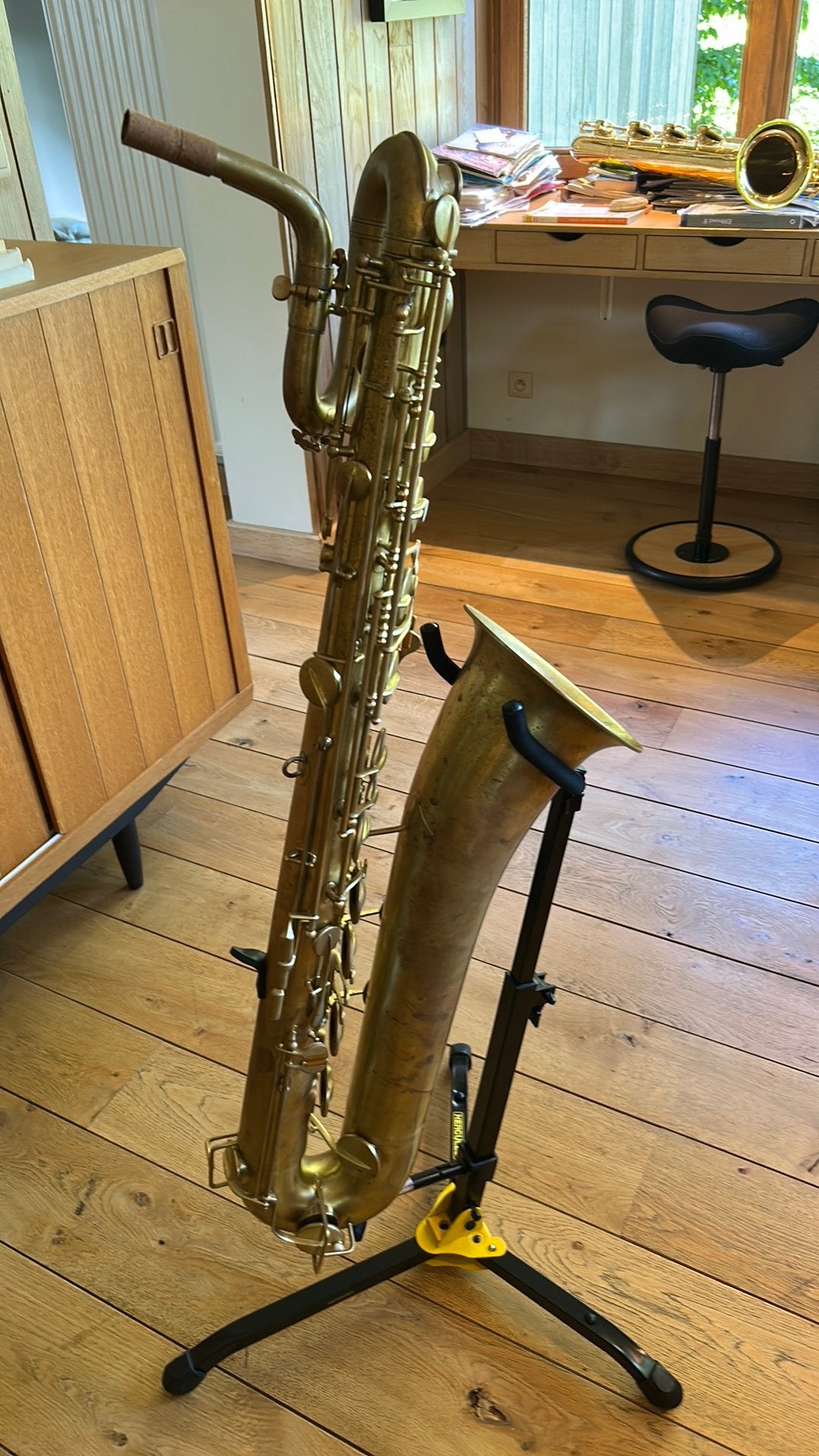 Saxophone baryton Buecher Big B, Musique & Instruments, Enlèvement, Utilisé, Avec valise