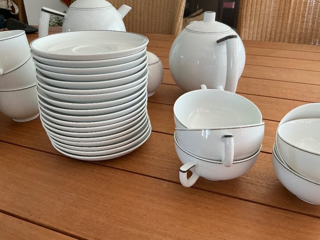 Vaisselle: service à thé et à café, Antiquités & Art, Enlèvement