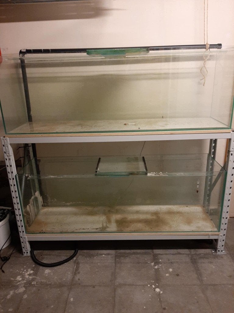 2 aquaria's te koop 300L, Ophalen, Zo goed als nieuw, Leeg aquarium, Overige merken