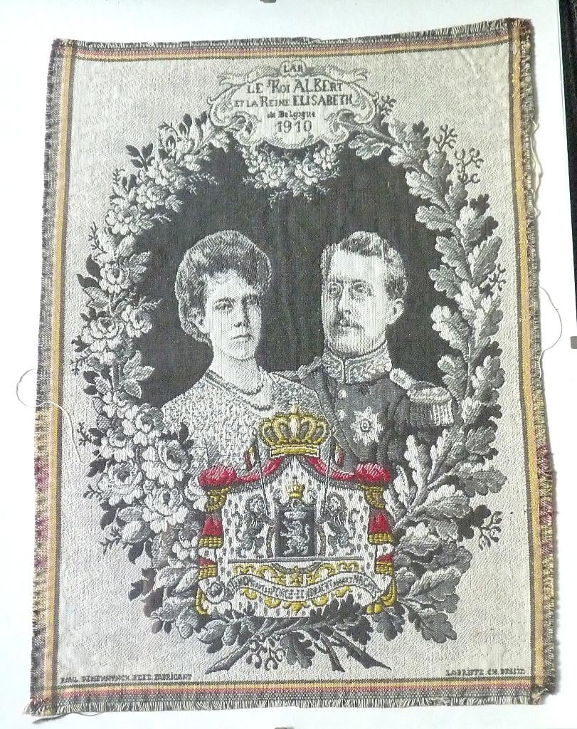 Souvenir Koning Albert I en Koningin Elisabeth in textiel., Verzamelen, Ophalen of Verzenden