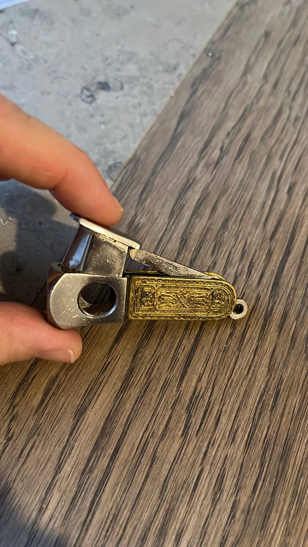 Sigarenknipper, Verzamelen, Ophalen