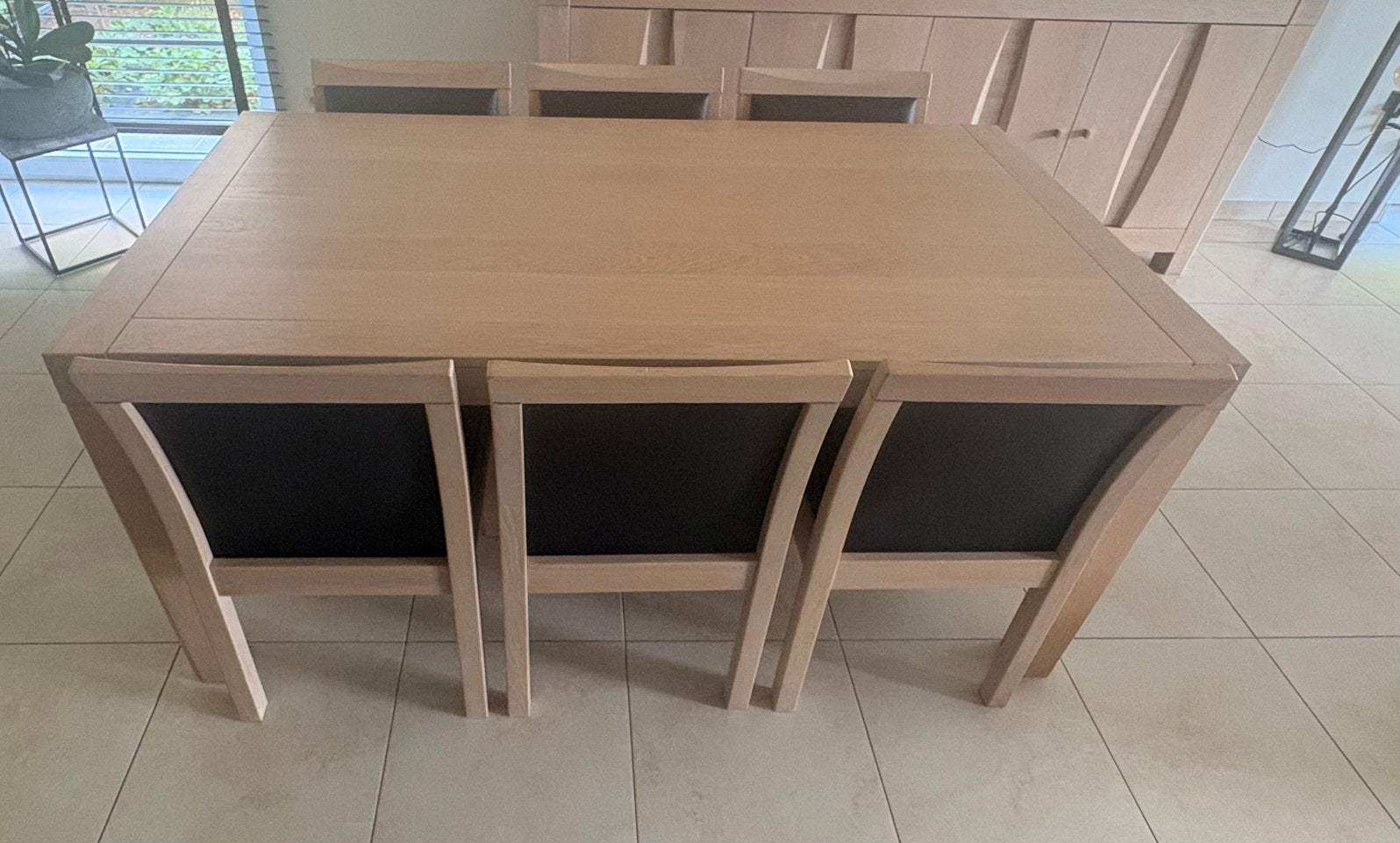 Eettafel + dressoir kast en tv kast, Ophalen, Gebruikt