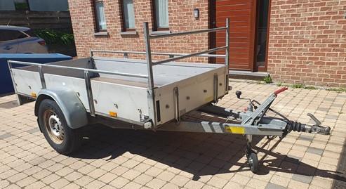 Saris McAlu H225 geremde aanhanger — 251x126 cm, Auto diversen, Aanhangers en Bagagewagens, Gebruikt, Ophalen