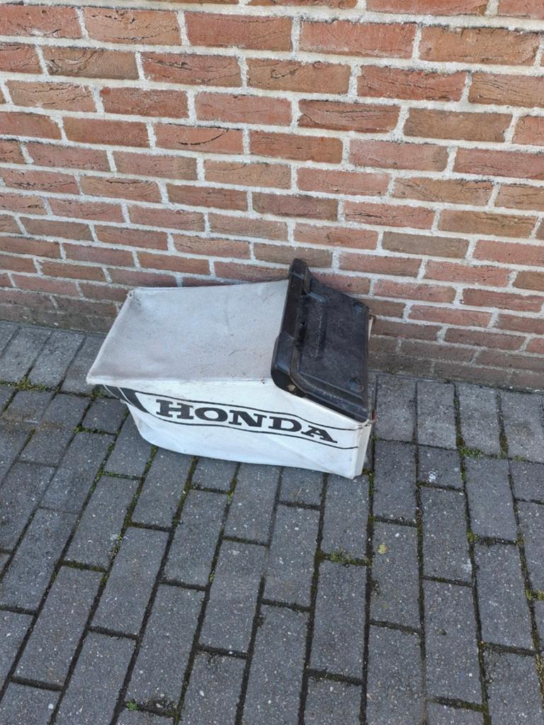 Graszak voor Honda, Enlèvement