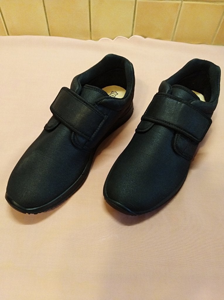 NIEUW!!! Herenpantoffels of- schoenen MSF COMFORT., Ophalen, Zwart, Nieuw, Pantoffels of Sloffen