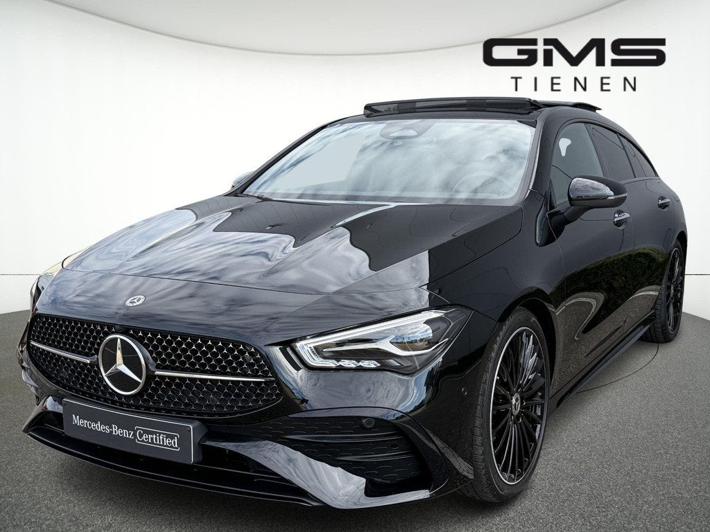Mercedes-Benz CLA-klasse Shooting Brake CLA 180 AMG line, Auto's, Mercedes-Benz, CLA, Stof, Gebruikt, Zwart