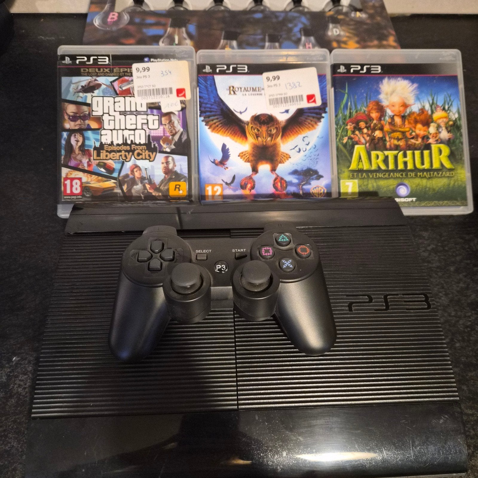 Ps3 avec 3 Jeux , 1 manette , cables, Games en Spelcomputers, Spelcomputers | Sony PlayStation 3, Ophalen