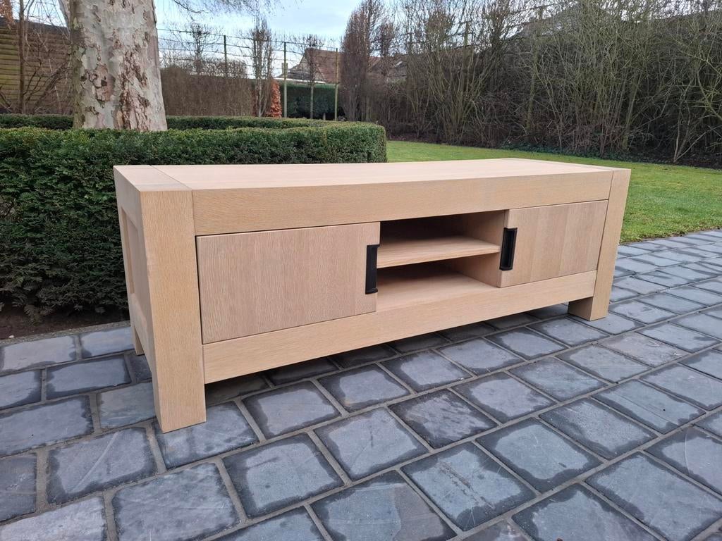 Tv meubel uit eikenhout. Geluchtgomd., Ophalen of Verzenden, Eikenhout