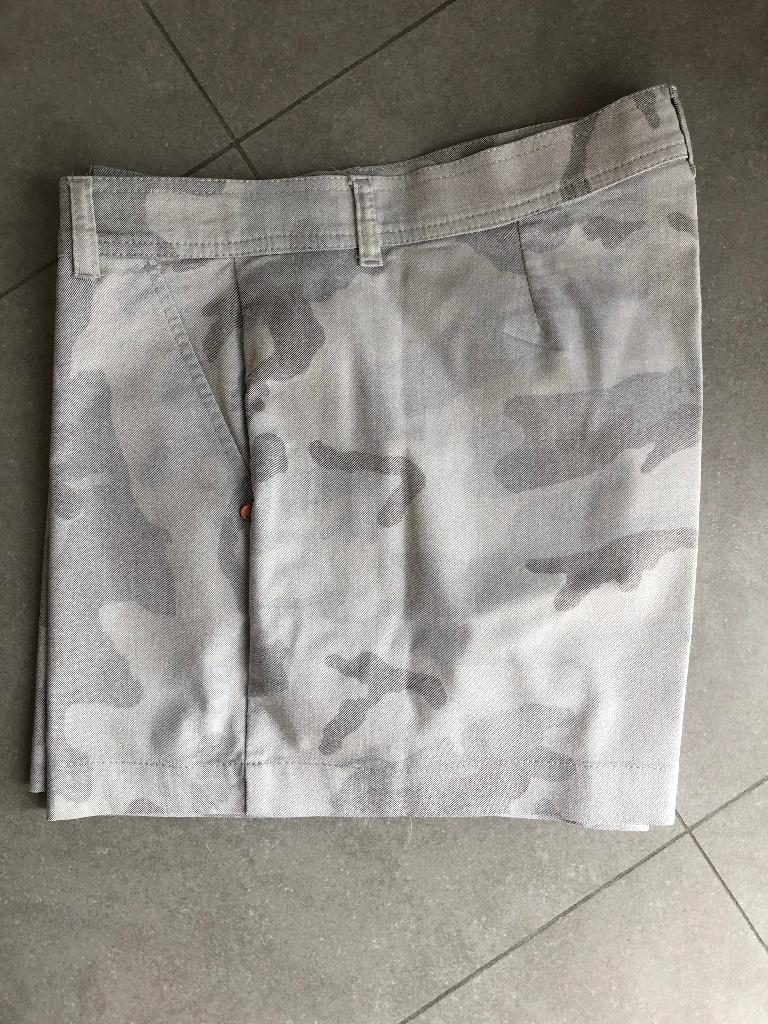 dames short, Kleding | Dames, Kort, Maat 42/44 (L), Ophalen of Verzenden, Zo goed als nieuw