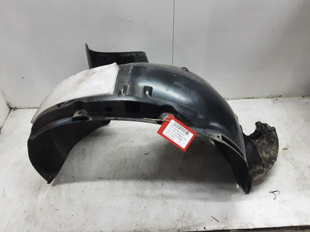 PARE BOUE AVANT DROIT Volkswagen Tiguan (CT1) (571805912F), Volkswagen, Garde-boue, Mevr. I. Hauben, Utilisé