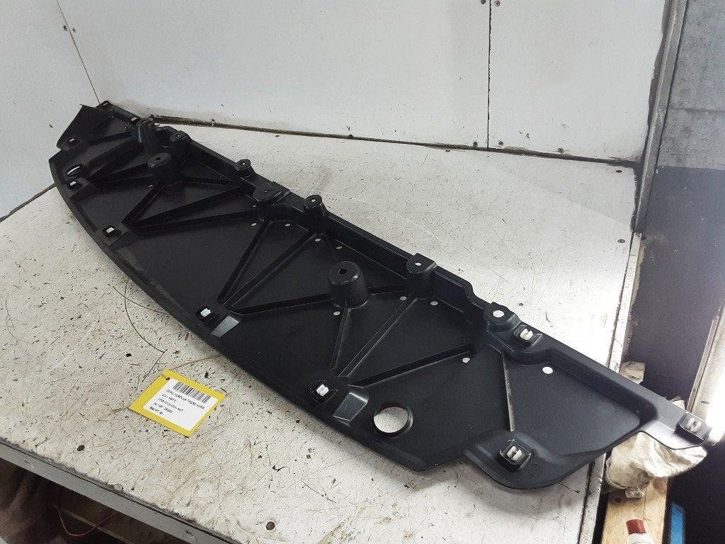BAVETTE Toyota Corolla Cross (01-2020/-) (5142016020), Kundenbetreuung@toyota.de, Toyota, Utilisé, Toyota-Allee 2
50858  Köln, DE