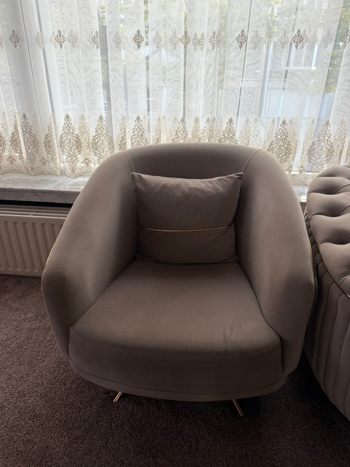 Beige Chesterfield 6-plaatsen set – Zo goed als nieuw, Ophalen of Verzenden, Zo goed als nieuw