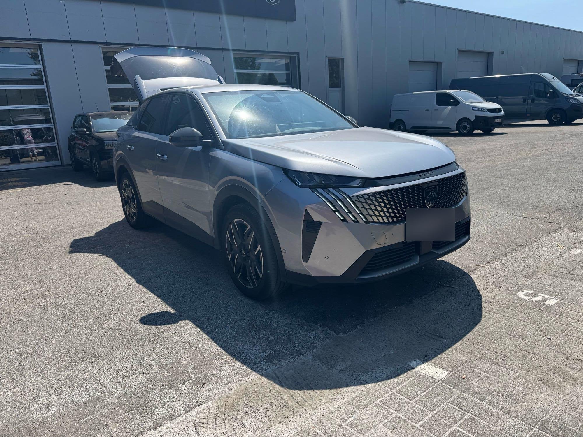 Peugeot 3008 1.2 HYBRID 145 e-DSC6 Allure, Stof, Gebruikt, 145 pk, 1648 kg