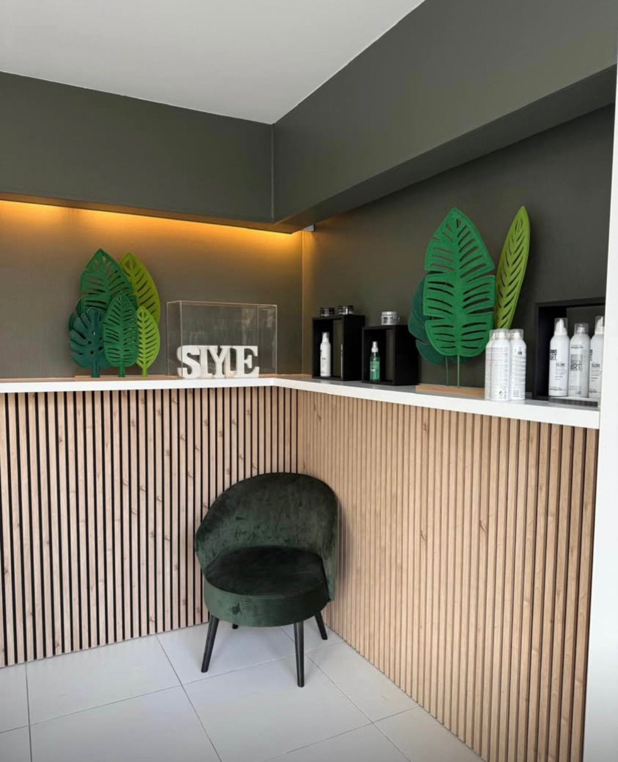 1-zit zetel in groene velvet, Huis en Inrichting, Zetels | Zetels, Ophalen