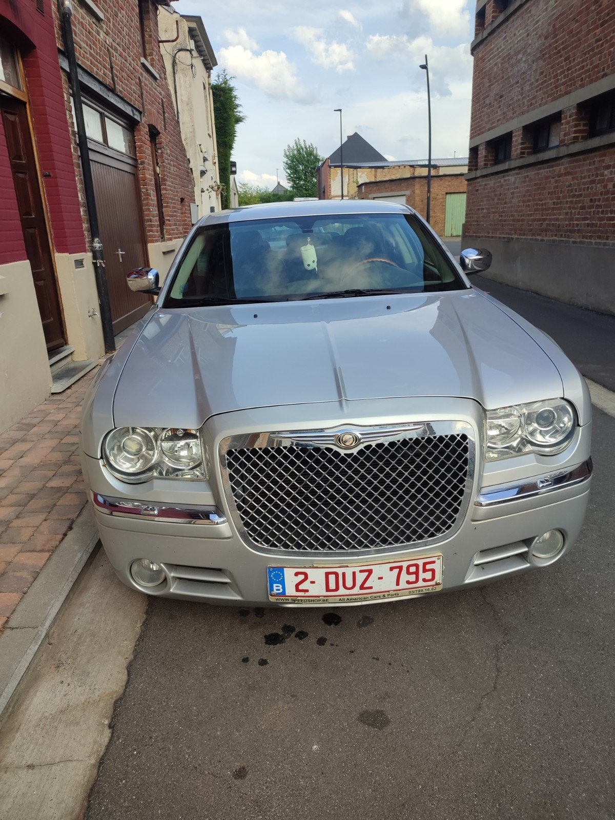 Chrysler 300C, Particulier, Achat