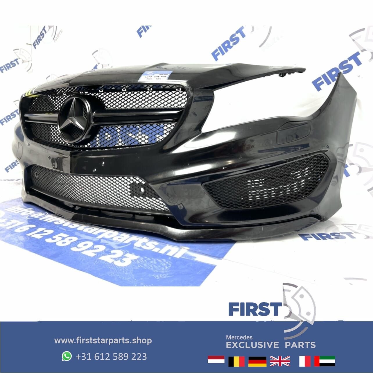 W117 CLA45 45 AMG VOORBUMPER ZWART COMPLEET + AMG GRIL ORIGI, Gebruikt, -, Voor, Ophalen of Verzenden