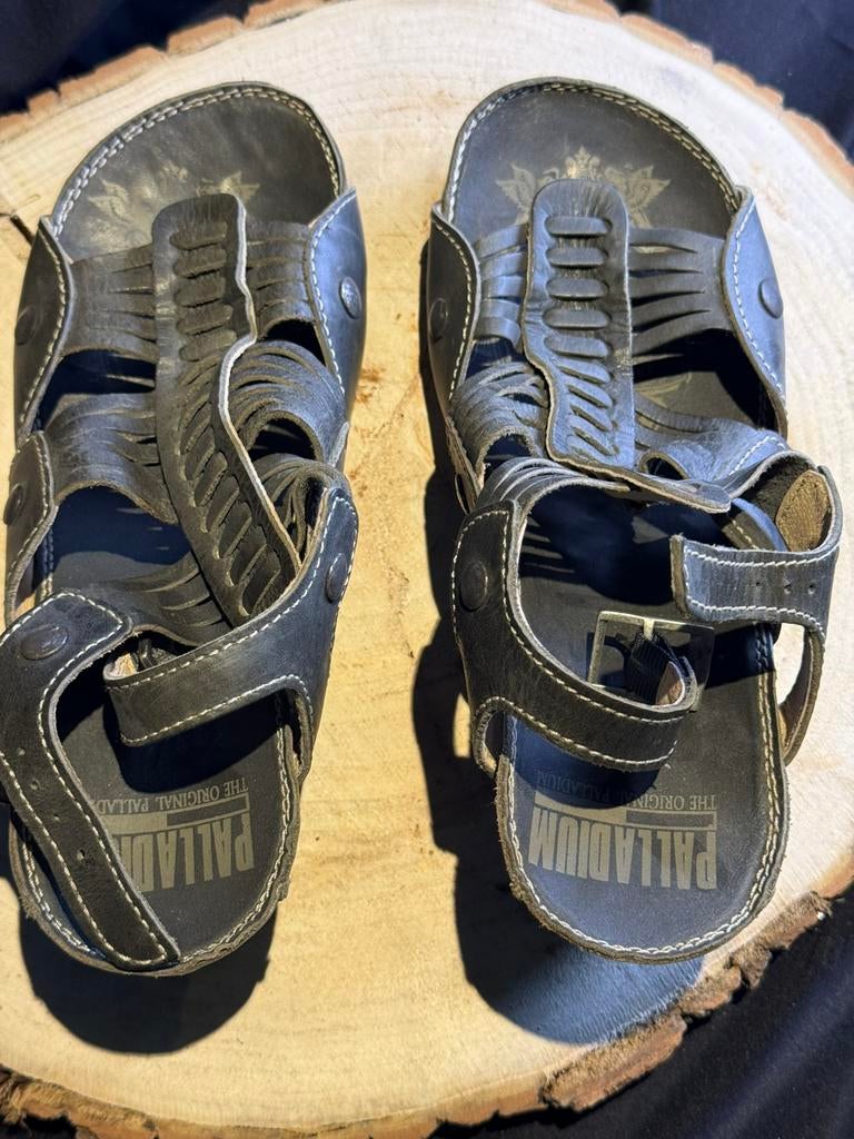 Sandales Palladium - cuir - taille 39, Enlèvement ou Envoi, Comme neuf