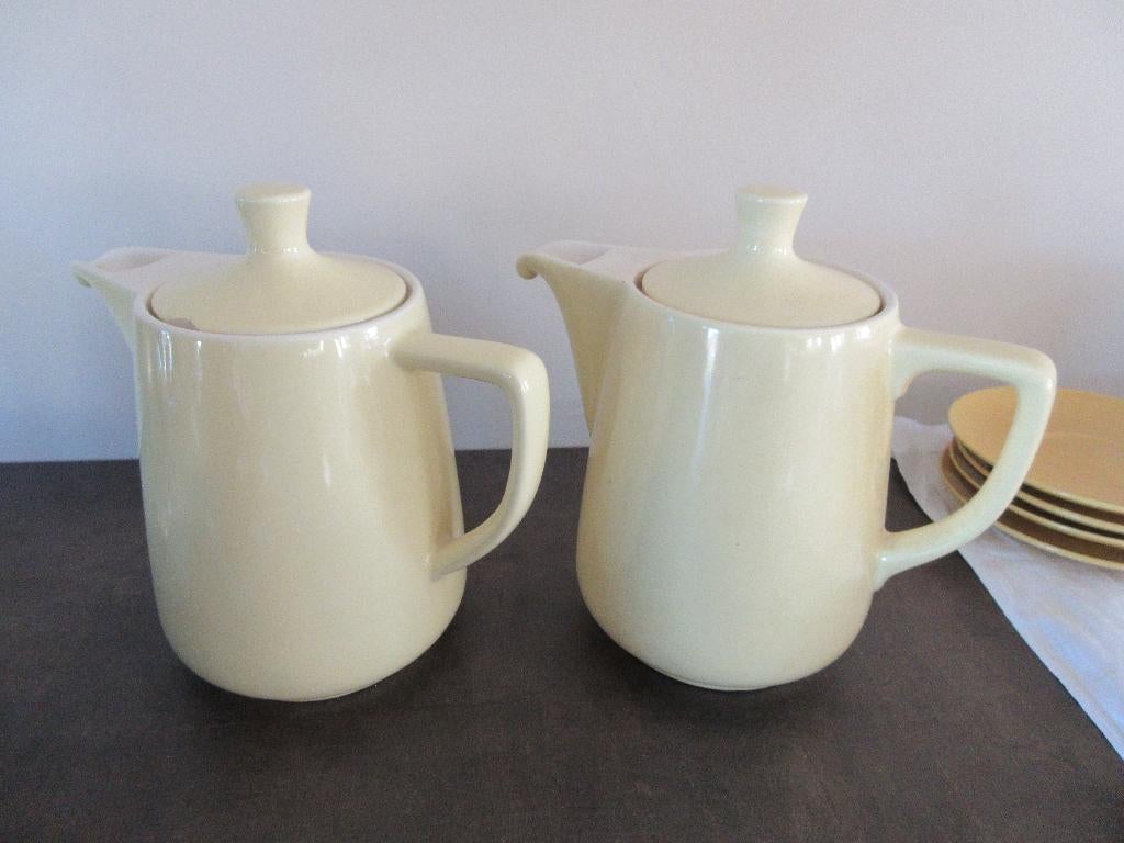2 koffiepotten MELITTA gele kleur vintage keuken koffie, Ophalen