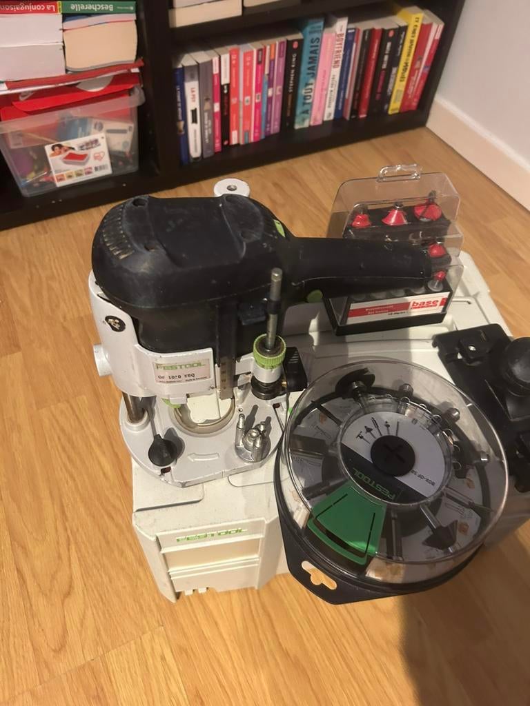 Festool Fraiseuse 1010 Plus boîte à fraises, Doe-het-zelf en Bouw, Ophalen