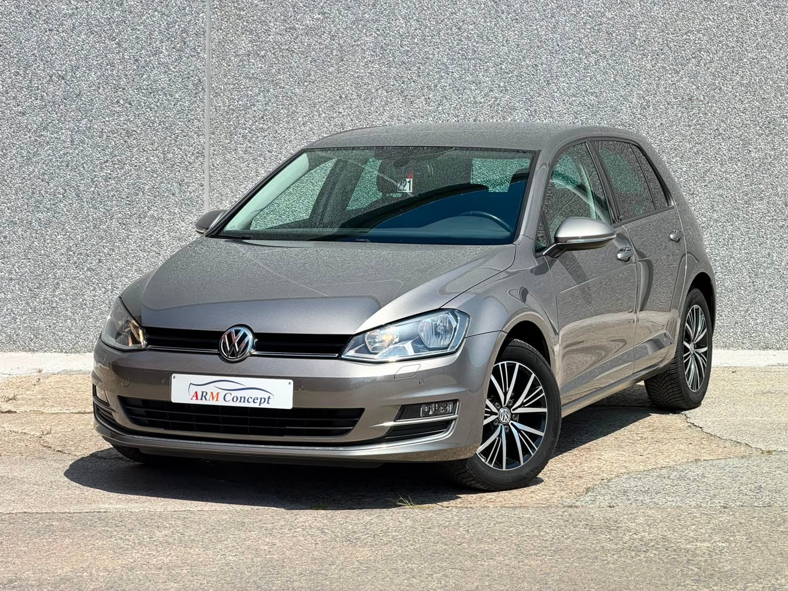 Volkswagen Golf 7 1.2 TSI essence AllStar 2016 EURO 6b gar 1, Autos, Argent ou Gris, Achat, Euro 6, Entreprise