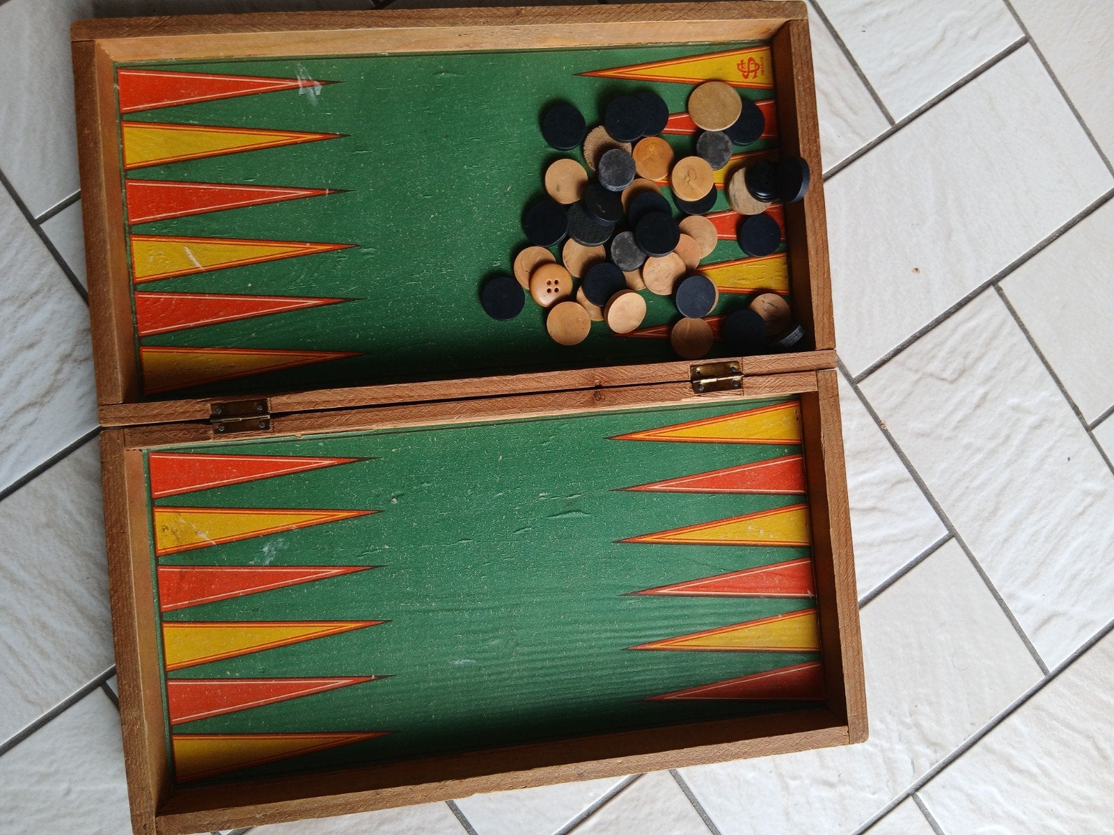 Backgammon ancien +jeu de dames., Enlèvement ou Envoi