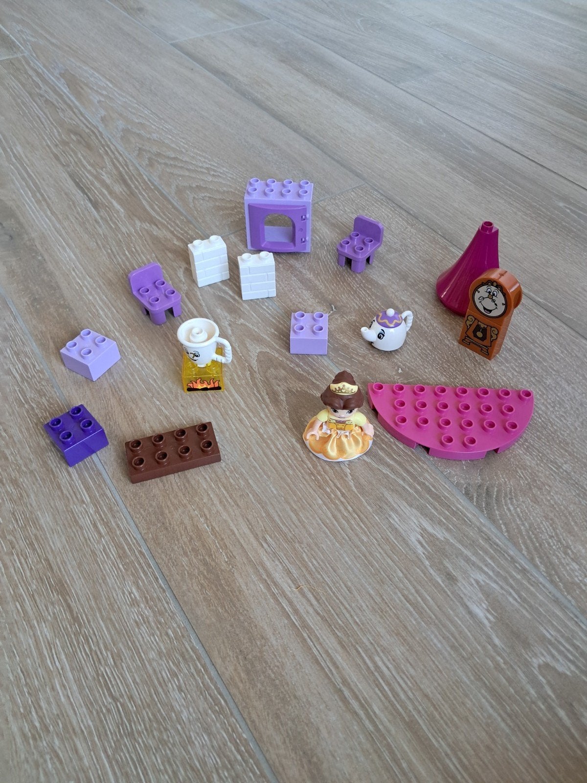 Duplo Disney Belle's theekransje set 10877, Ophalen of Verzenden, Zo goed als nieuw, Compleet, Complete set