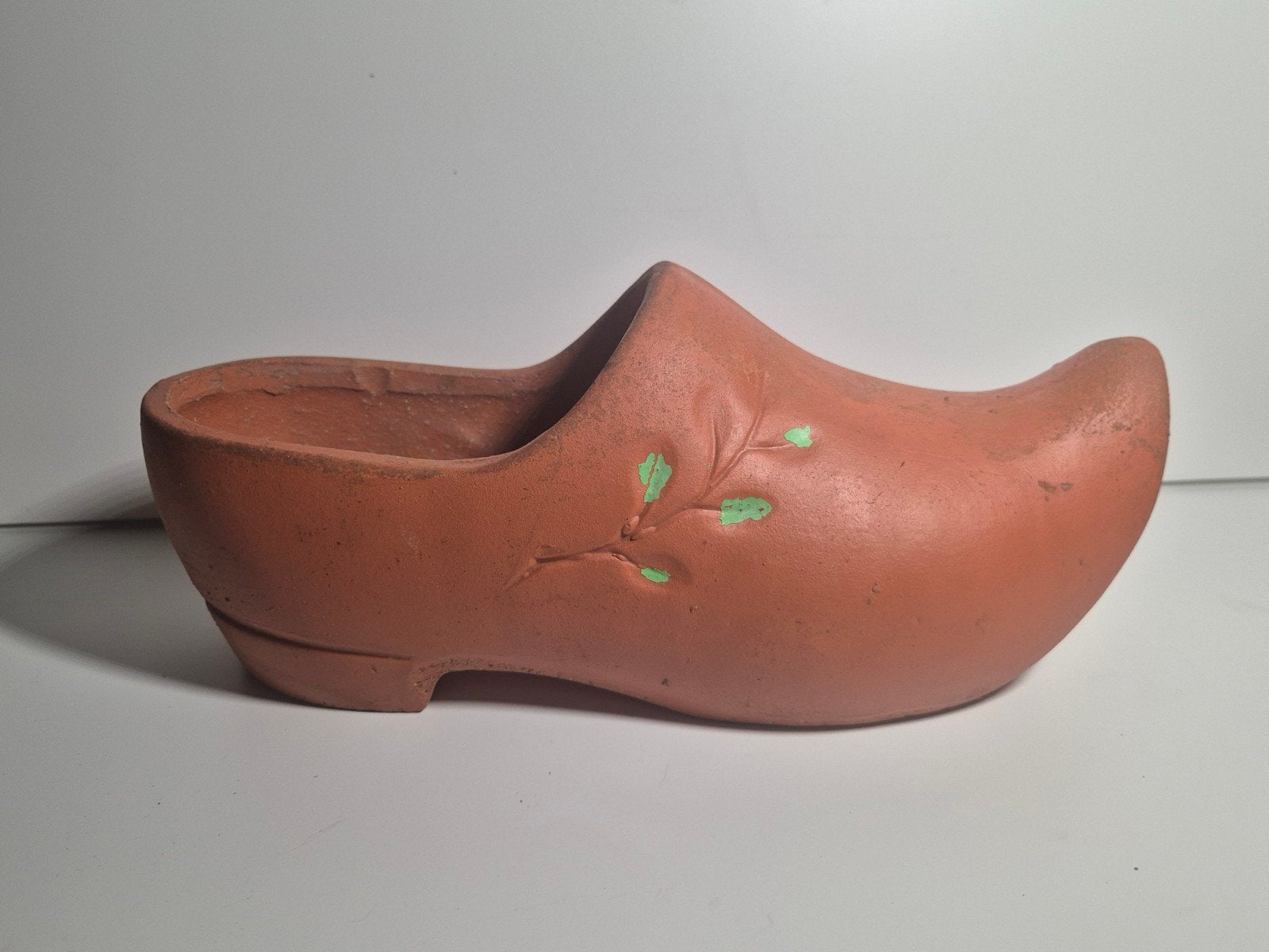 Vintage terracotta muurpot in de vorm van een Hollandse klo, Tuin en Terras, Ophalen of Verzenden, Zo goed als nieuw, Aardewerk