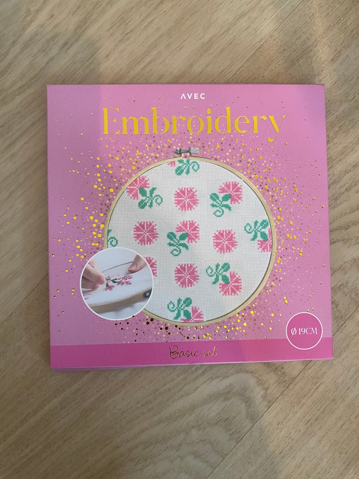 Kit broderie neuf, Hobby en Vrije tijd, Borduren en Borduurmachines, Ophalen of Verzenden, Nieuw, Handborduren, Borduurpakket