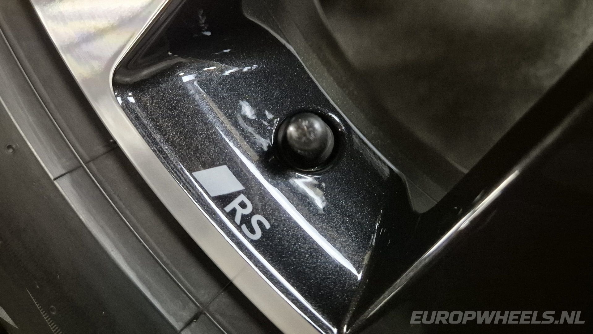 Jantes Audi Q6 RS e-tron de 20 pouces avec pneus d'été Pirel, Autos : Pièces & Accessoires, Pneus et Jantes, 285 mm, Véhicule de tourisme