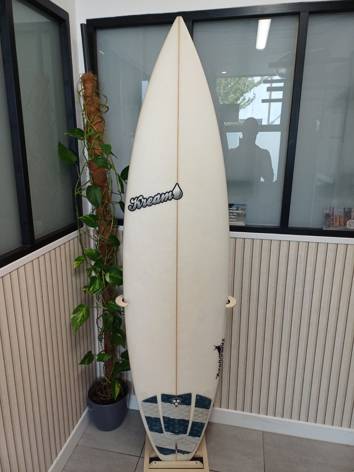 surfboard AL, Enlèvement