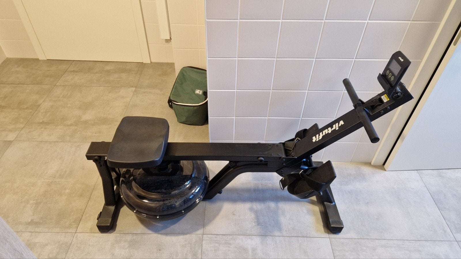 Roeimachine, 3 jaar oud, Sport en Fitness, Ophalen, Zo goed als nieuw, Roeitrainer
