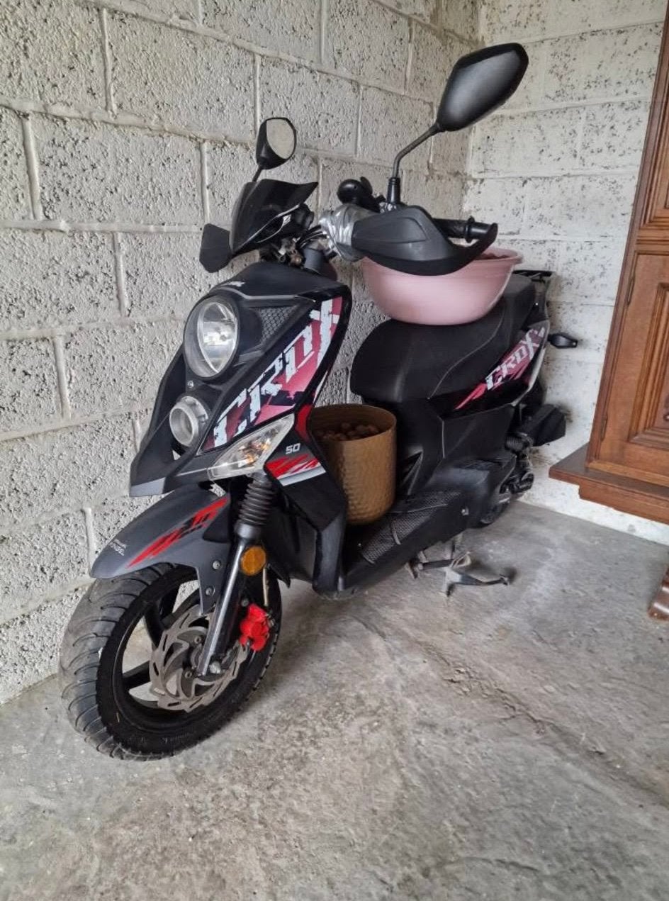 Scooter sym croX, Vélos & Vélomoteurs, Enlèvement, Comme neuf
