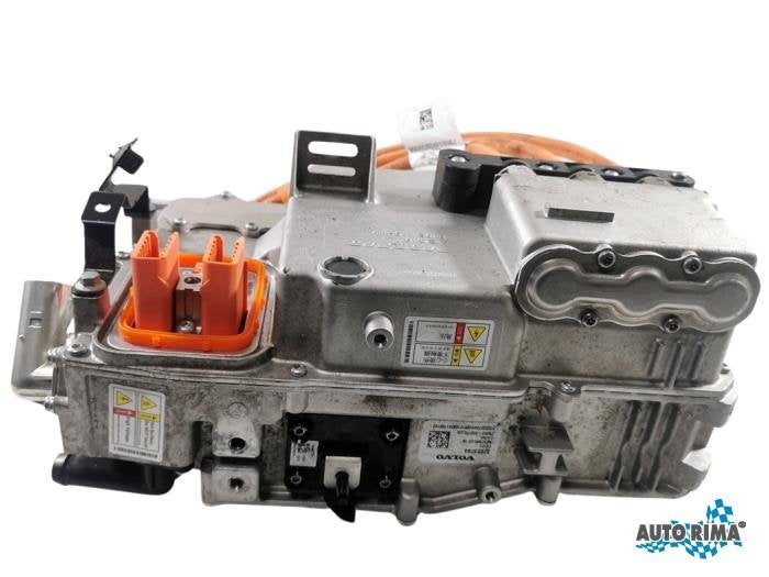 Inverter van een Volvo XC40, Gebruikt, -, -, Ophalen of Verzenden