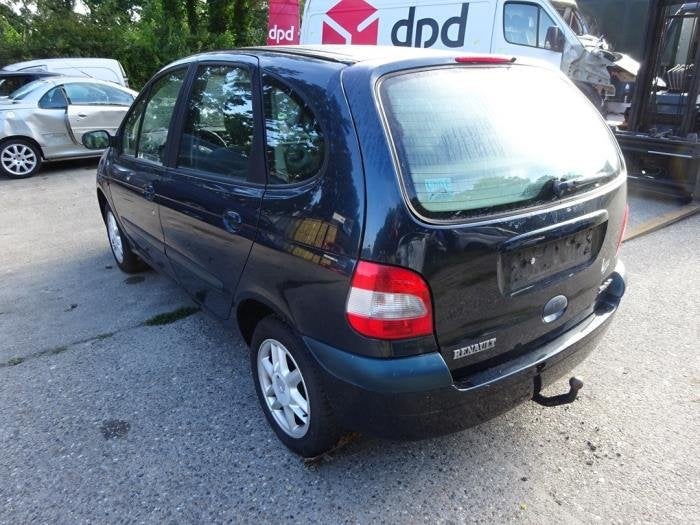 Crochet d'attelage d'un Renault Scenic, Renault, -, 3 mois de garantie, Utilisé