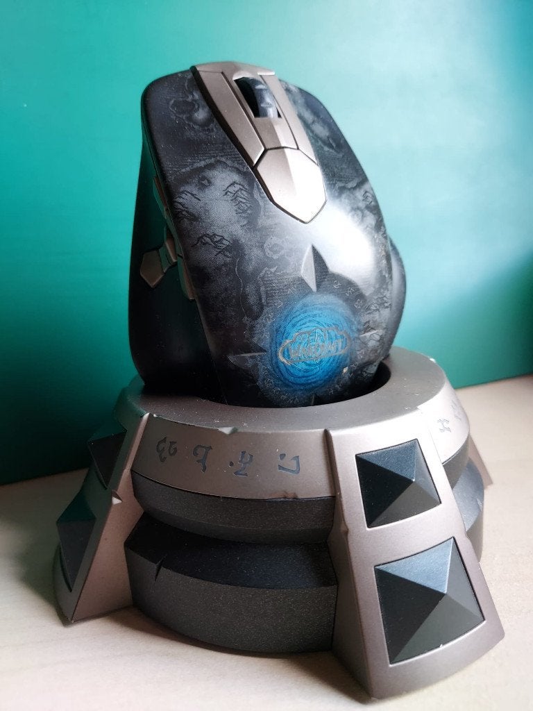 World of Warcraft - collectors edition  optische muis, Ophalen, Muis, Zo goed als nieuw, Draadloos