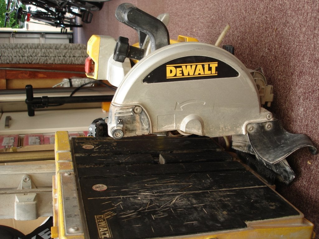 Tegelslijp/zaag machine Dewalt D24000 - TYPE 1 Wet Saw, Doe-het-zelf en Bouw, Ophalen, Gebruikt, 1000 watt of meer, Overige typen