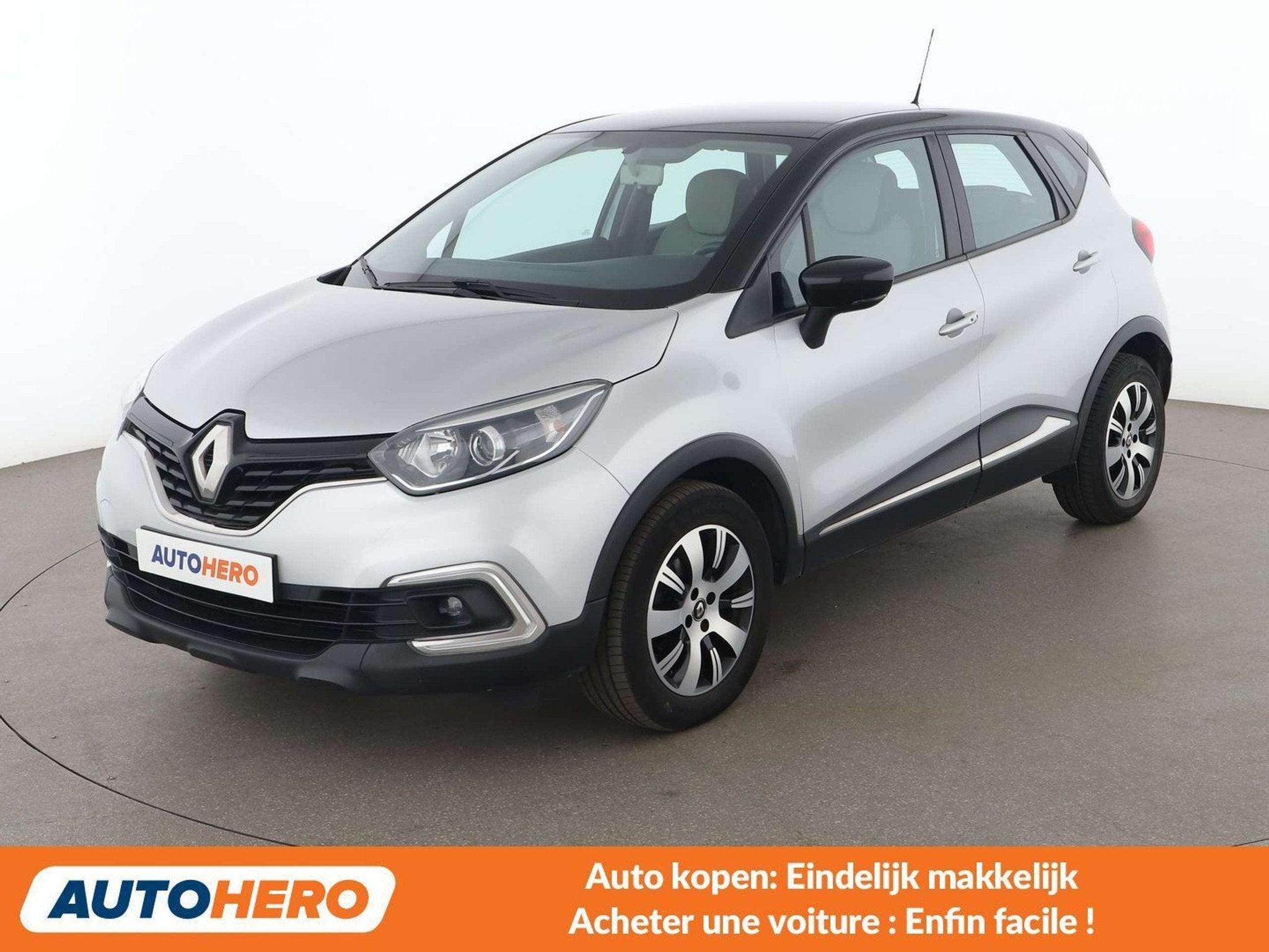 Renault Captur 0.9 Energy Expression (bj 2018), Voorwielaandrijving, 898 cc, Stof, Gebruikt